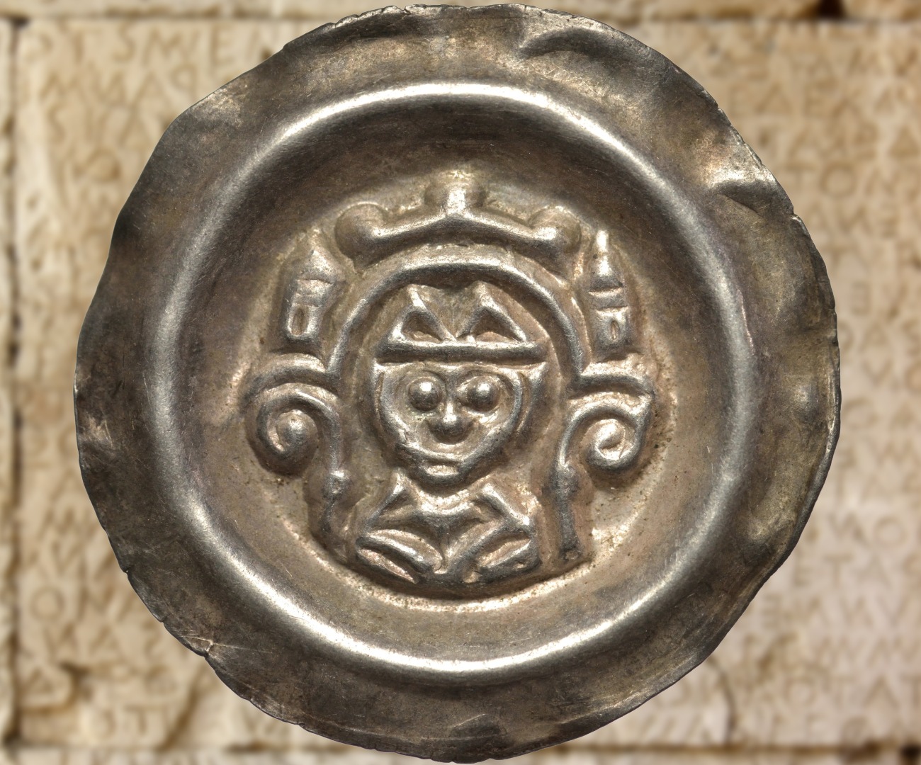 Bracteate