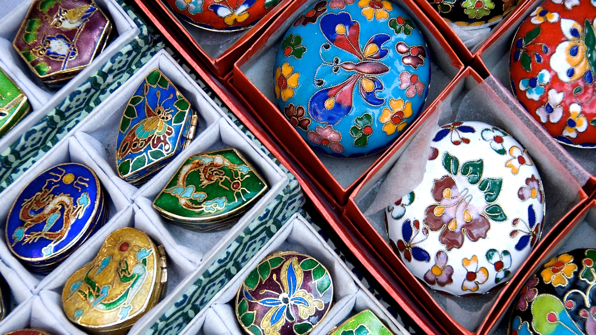 Cloisonné